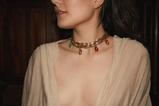 001. Choker "santiguación"