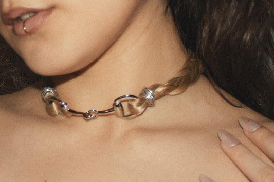 003. Choker "persignación"